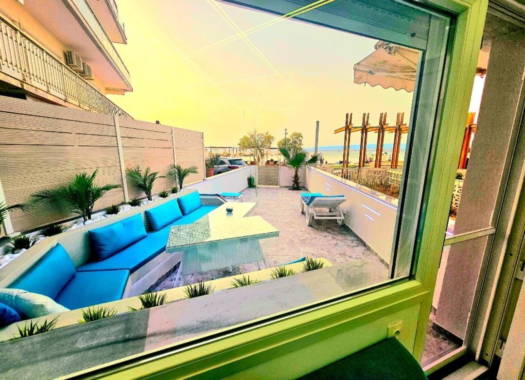 Sun Sea No 7 First Line Apartment Peraía Exterior foto